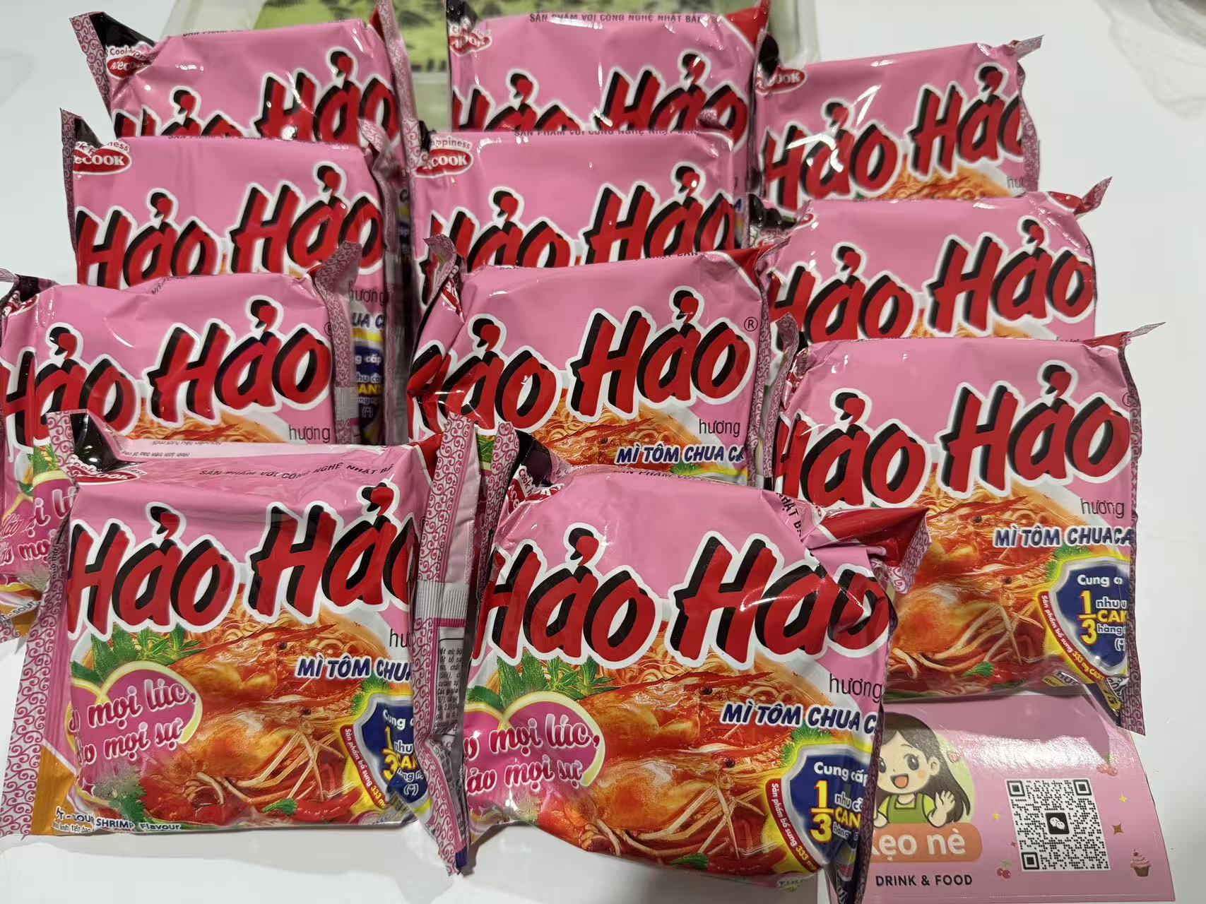 Hao Hao Spicy & Sour Instant Noodles